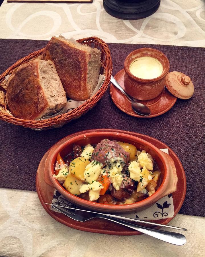 Prenociste & Restoran - Kasic Acomodação com café da manhã Brodarevo Exterior foto